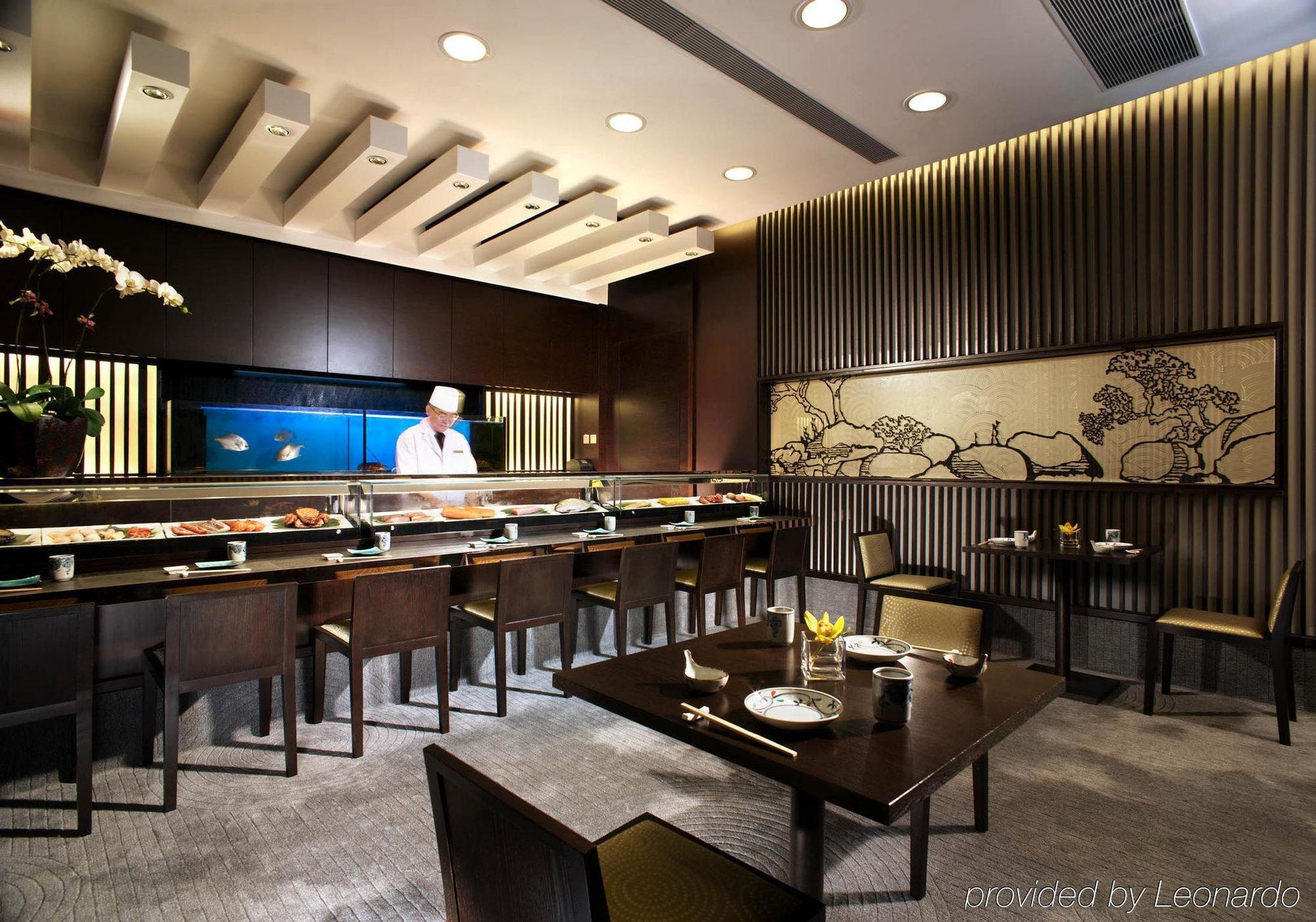 Harbour Grand Hong Kong Hotel Restaurant photo Sushi restaurant in Singapore