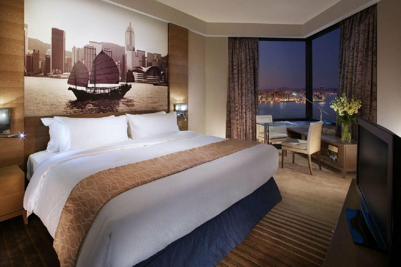 Harbour Grand Hong Kong Hotel Exterior photo Deluxe Room